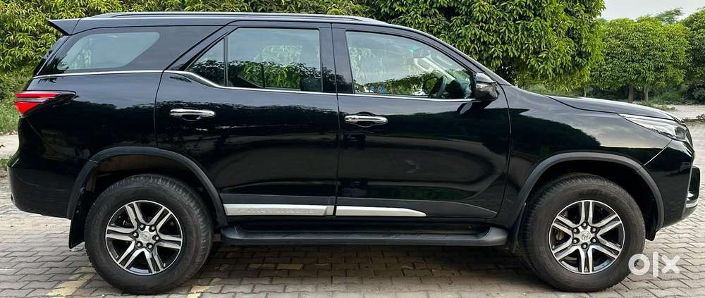 Toyota Fortuner 4x2 At 2.7 Petrol, 2024, Petrol