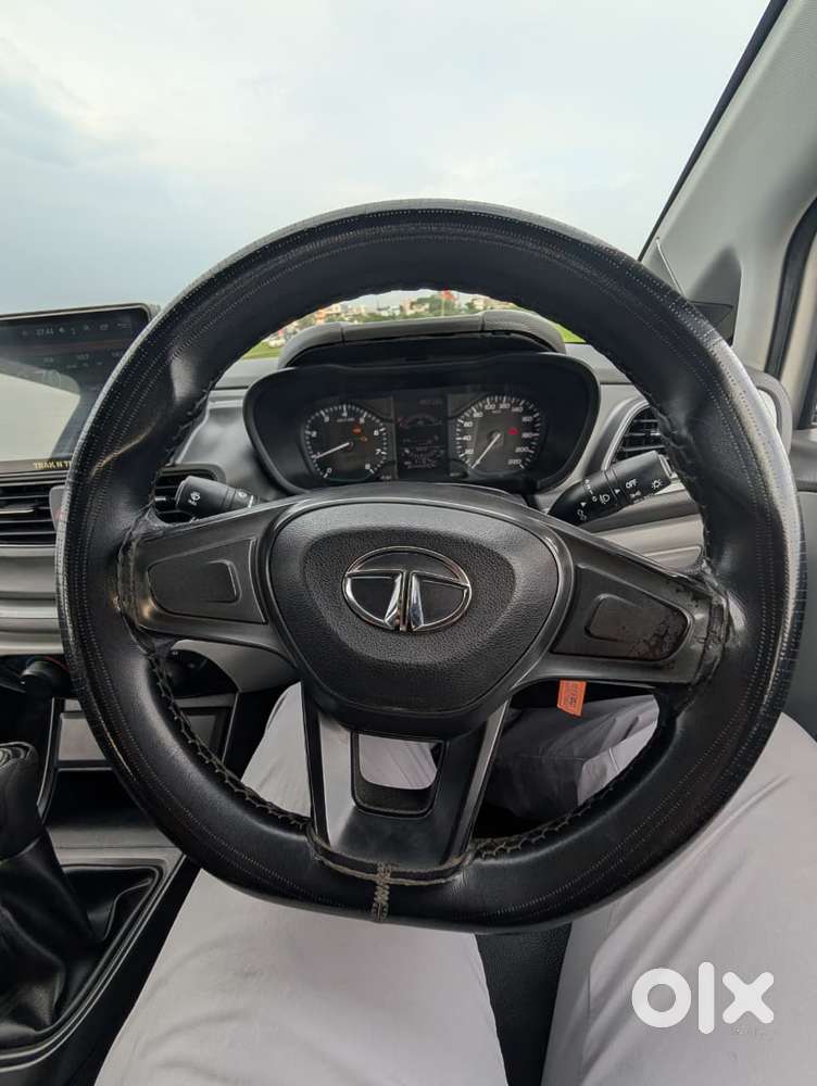 Tata Altroz 1.5 Xe Diesel, 2020, Diesel