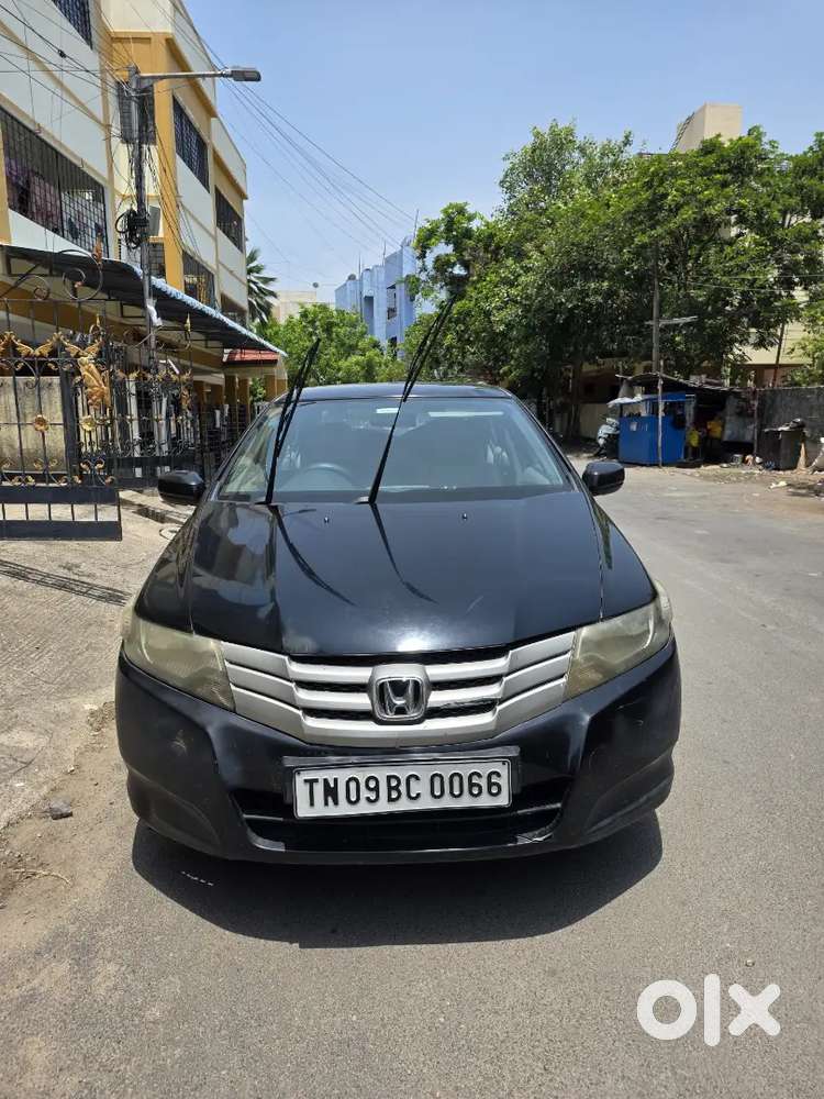 Honda City Petrol 2010 Variant