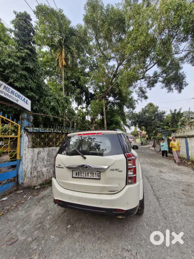 Xuv500 W10 Top Model