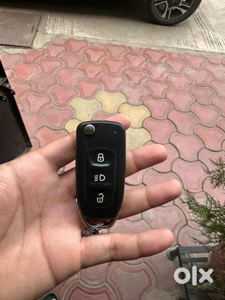 Tata Tiago Petrol 2019
