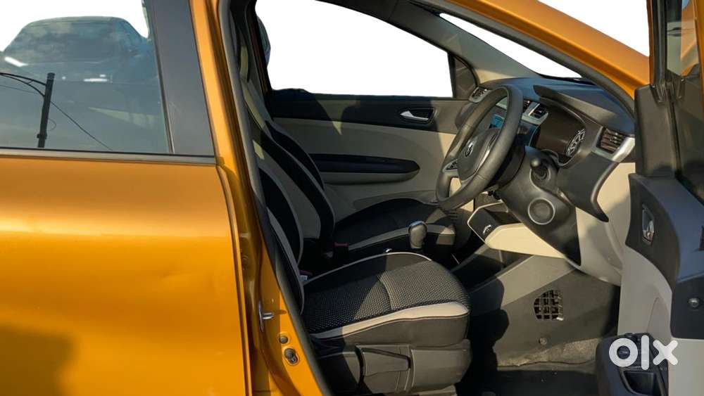 Renault Triber Rxz Easy-r Amt, 2022, Petrol