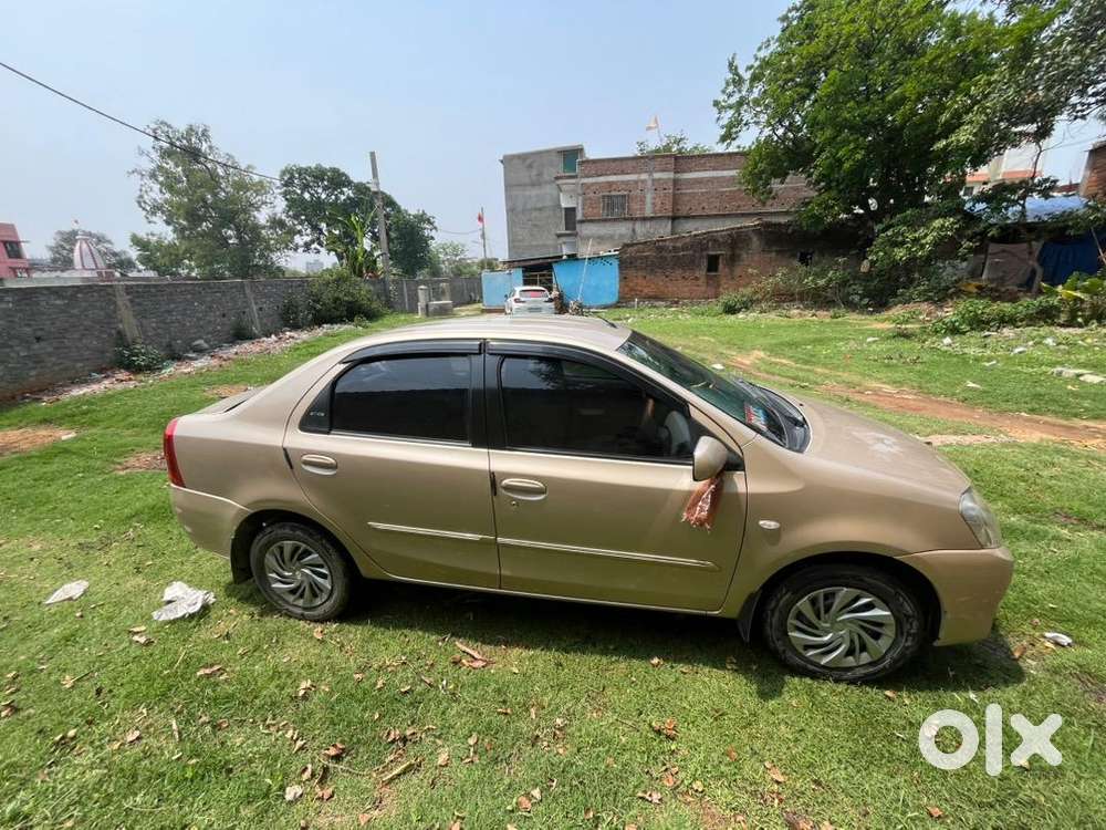 Toyota Etios 2011 Petrol Well Maintained
