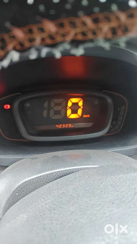 Renault Kwid Petrol Manual 2017
