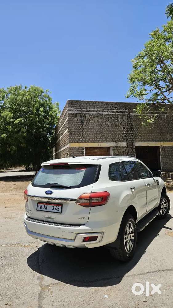 Ford Endeavour 2018 Diesel 120000 Km Driven With Vvip Number