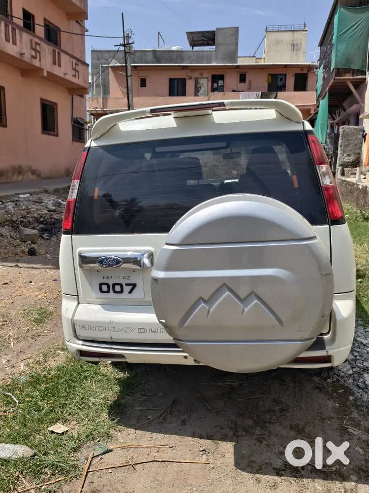 Ford Endeavour 2011