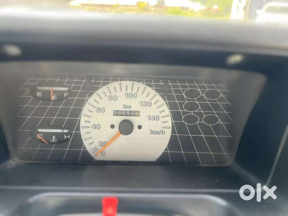 The Car Is Of White Colour This Car Is Non Ac