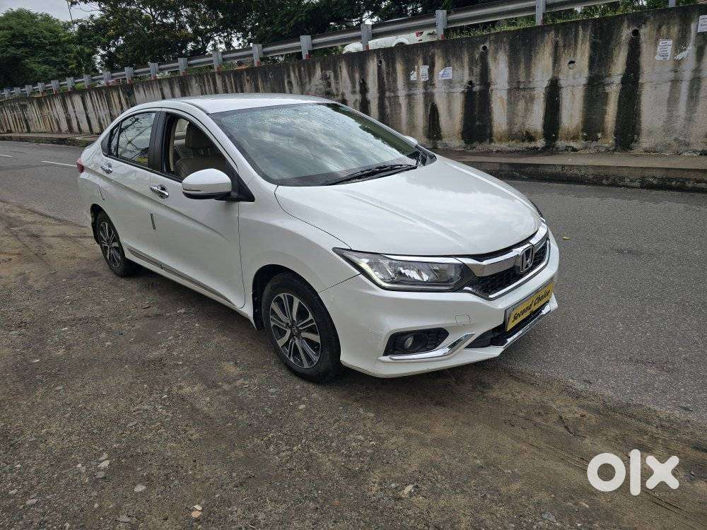 Honda City I-vtec V, 2018, Petrol