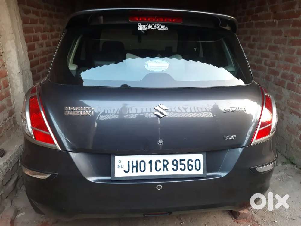 Maruti Suzuki Swift 2018 Petrol 80000 Km Driven