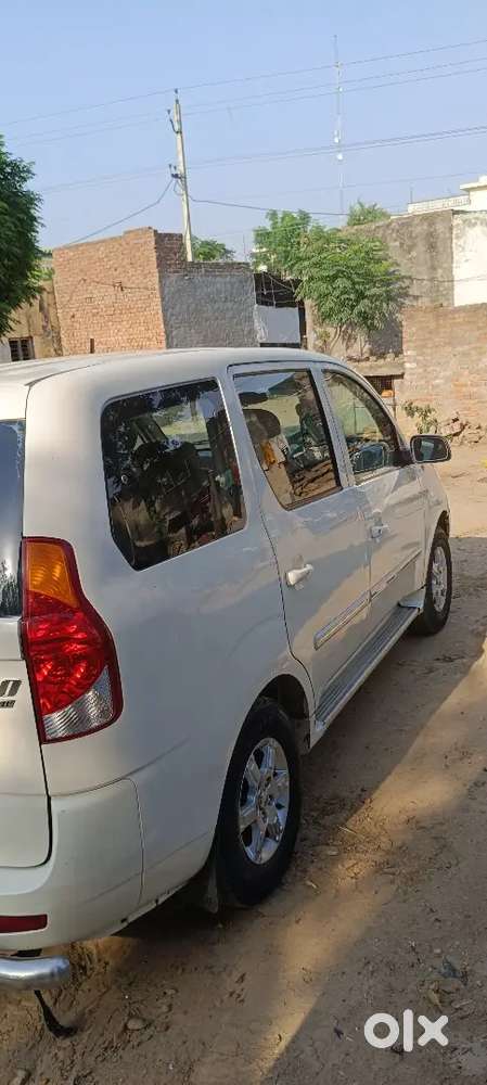Mahindra Xylo 2010 Diesel 120000 Km Driven