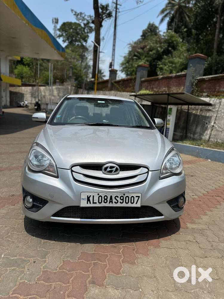 Hyundai Verna 2010 Diesel Well Maintained
