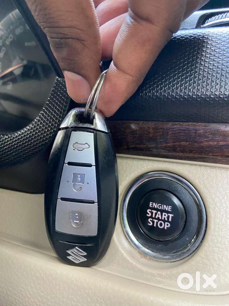 Maruti Suzuki Swift Dzire Zxi + Mt, 2015, Petrol