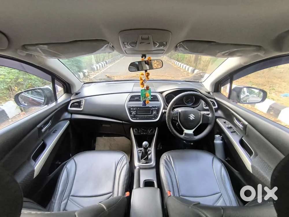 Maruti Suzuki S-cross 2016 Diesel Well Maintained