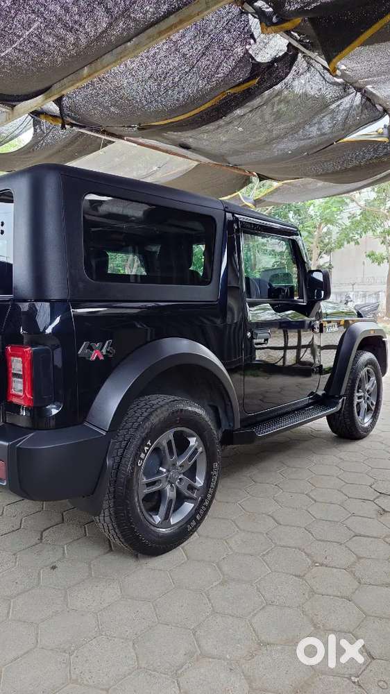 2023 Mahindra Thar Lxt 4x4 Diesel 
Black  21,000 Km  Top Variant