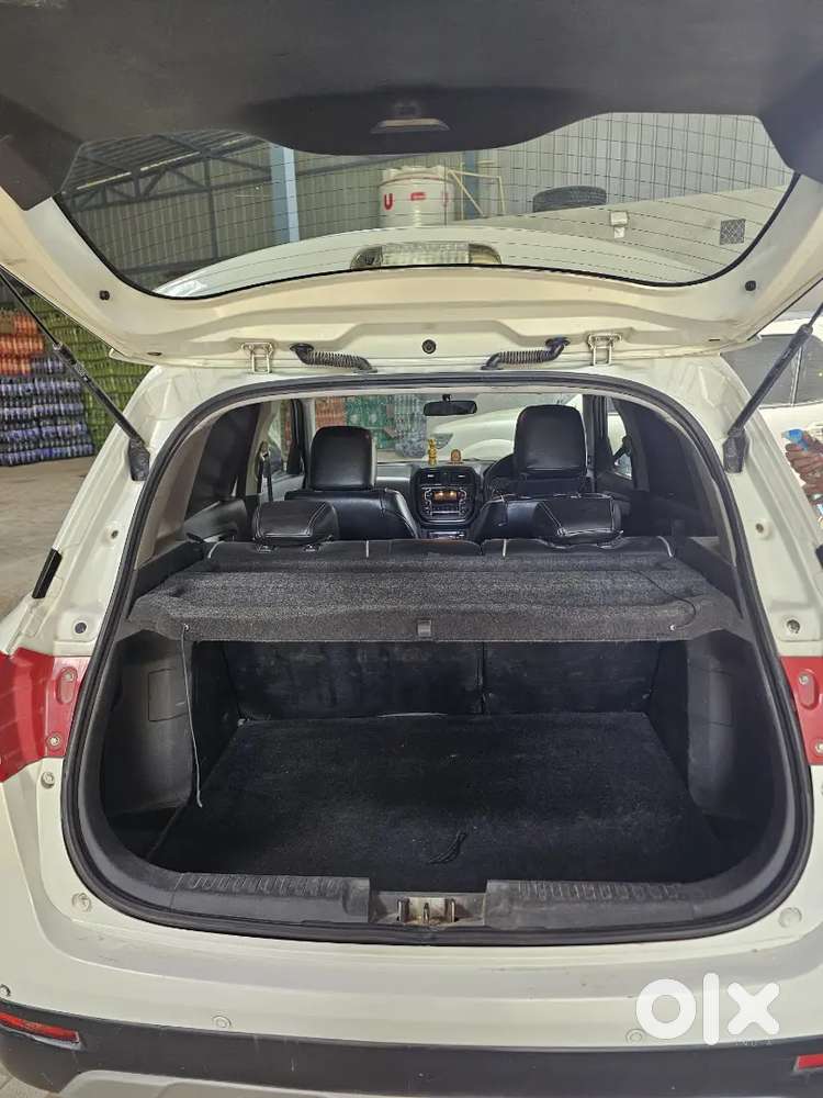 Maruti Suzuki Brezza 2016 Diesel Well Maintained