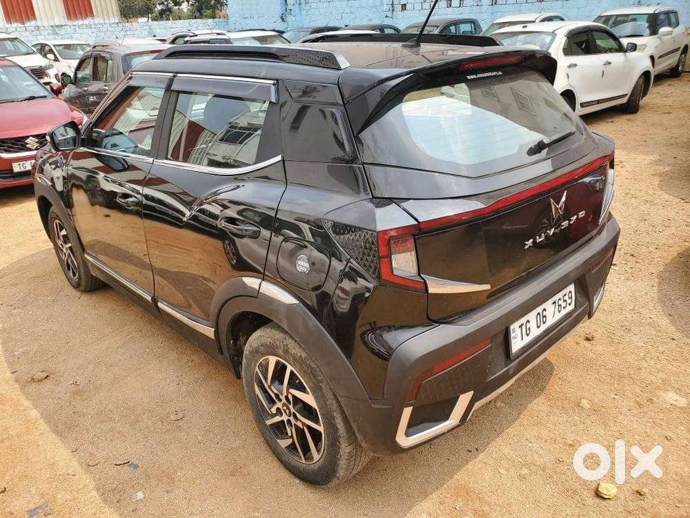 Mahindra Xuv 3xo Ax5 Ds Mt, 2024, Diesel