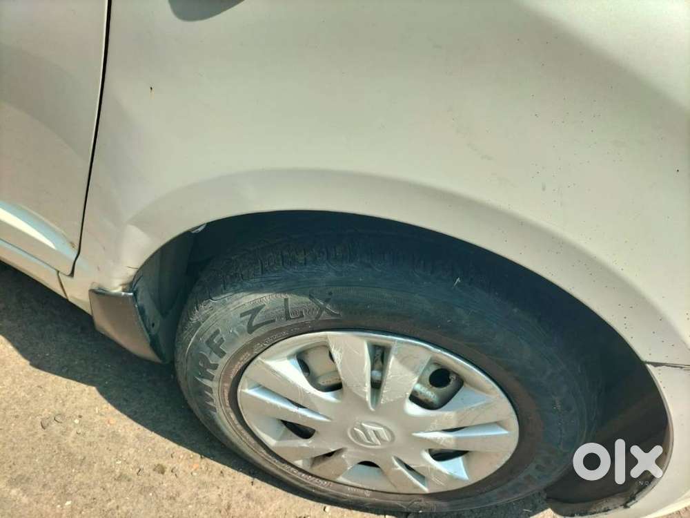 Maruti Suzuki Swift Dzire 2010 Petrol Well Maintained