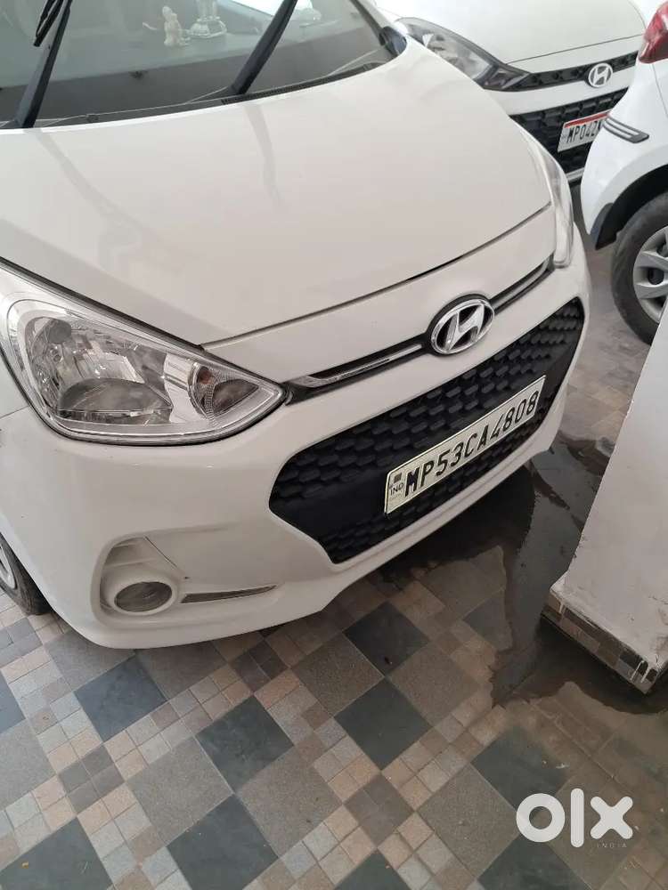 Hyundai Grand I10 2017 Petrol Well Maintained