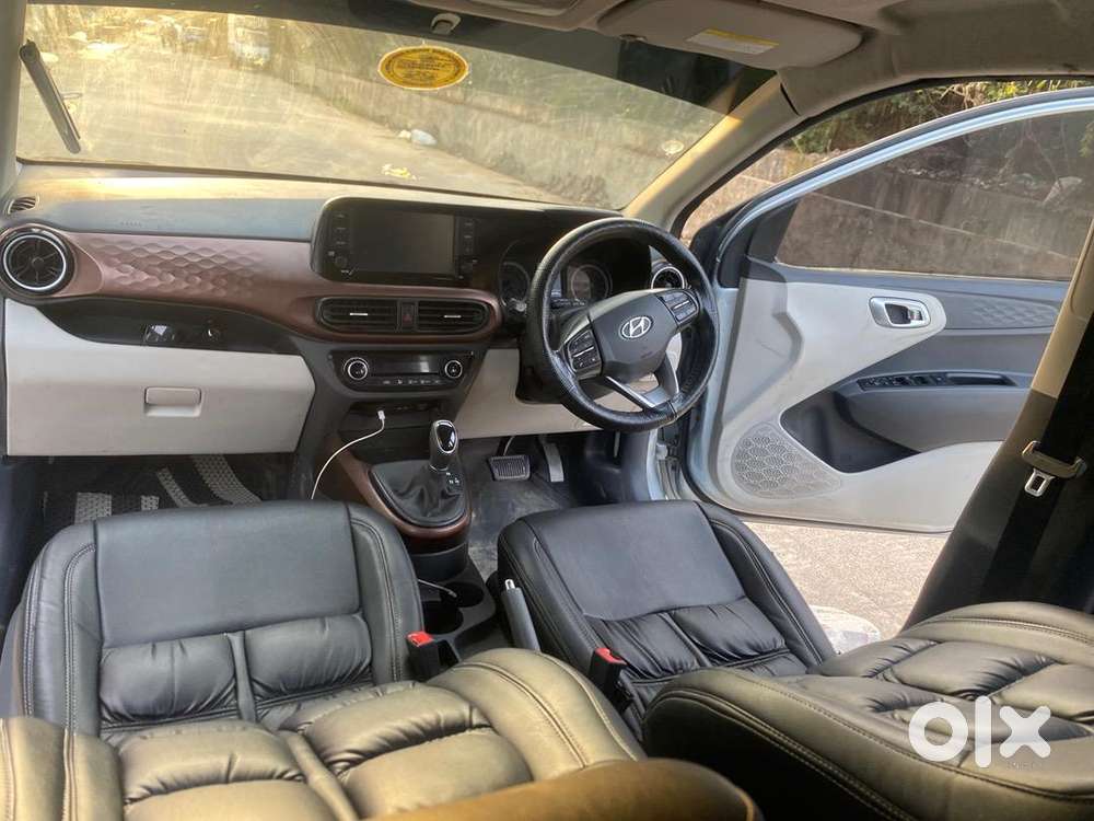 Hyundai Aura Petrol 30000 Km Driven