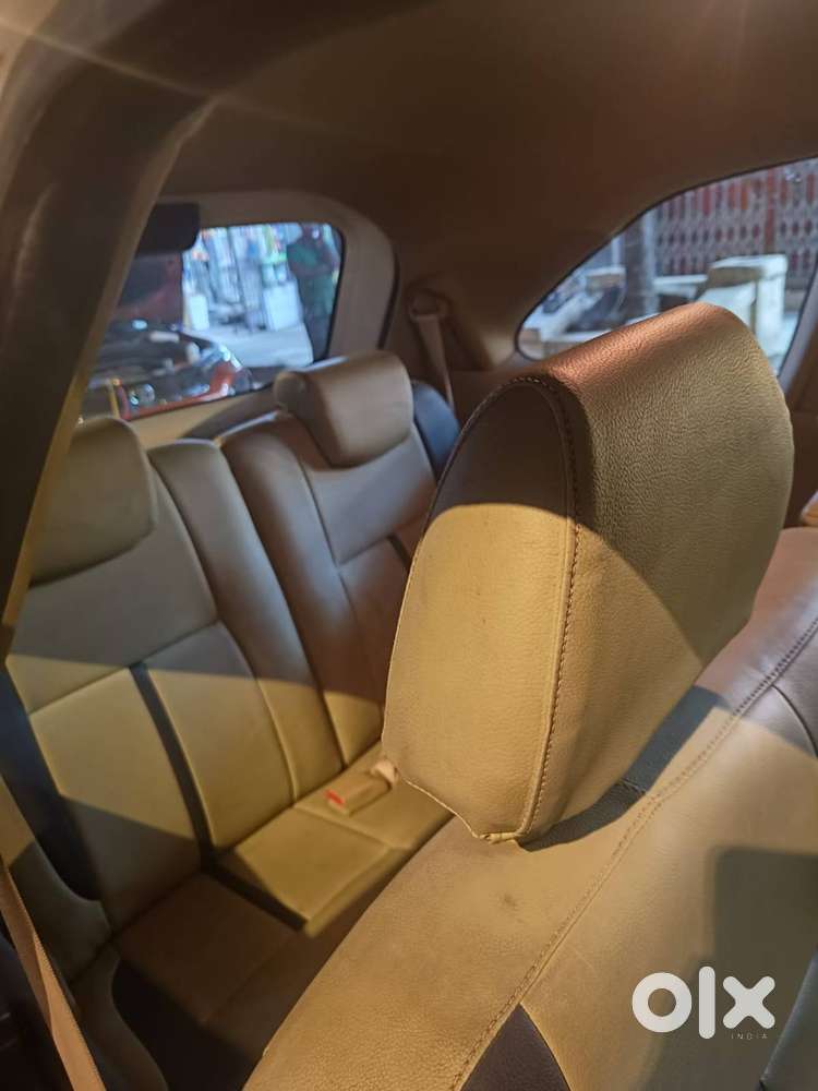 White Honda Mobilio In Mint Condition For Sale In Kandivali East