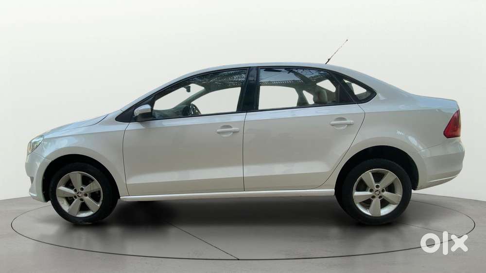 Skoda Rapid 1.5 Tdi Ambition, 2015, Diesel