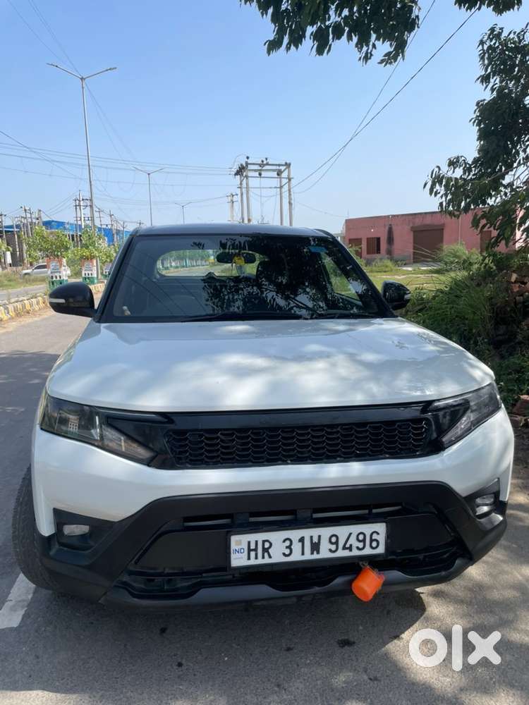 Maruti Suzuki Brezza Lxi 2025