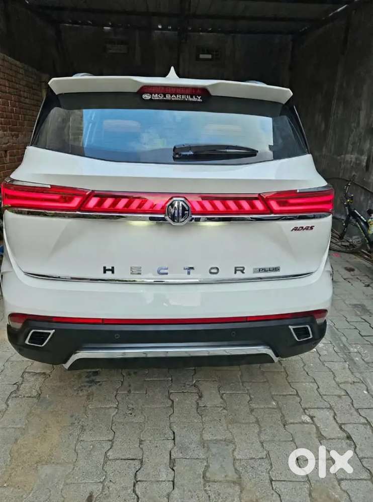Mg Hector Plus Savvy Pro 2023