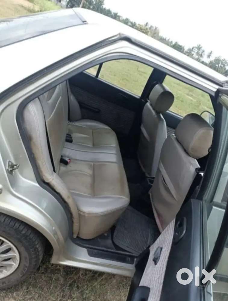 Maruti Suzuki Esteem 2004