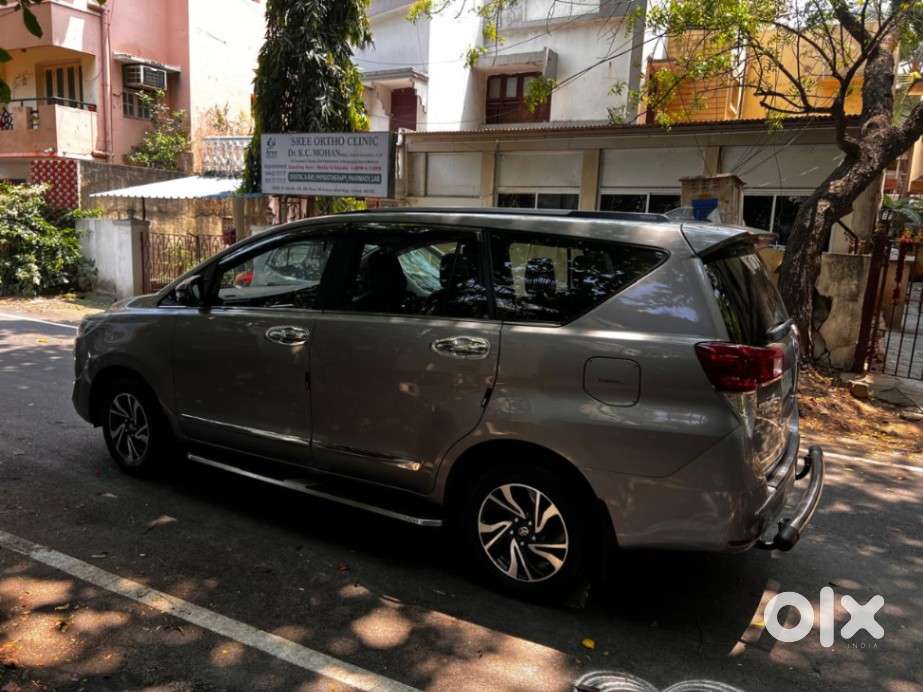 Toyota Innova Crysta 2.4 V 7 Str, 2023, Diesel