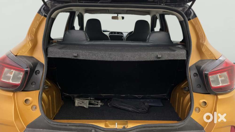 Renault Kwid 1.0 Climber (o) Dual Tone, 2023, Petrol