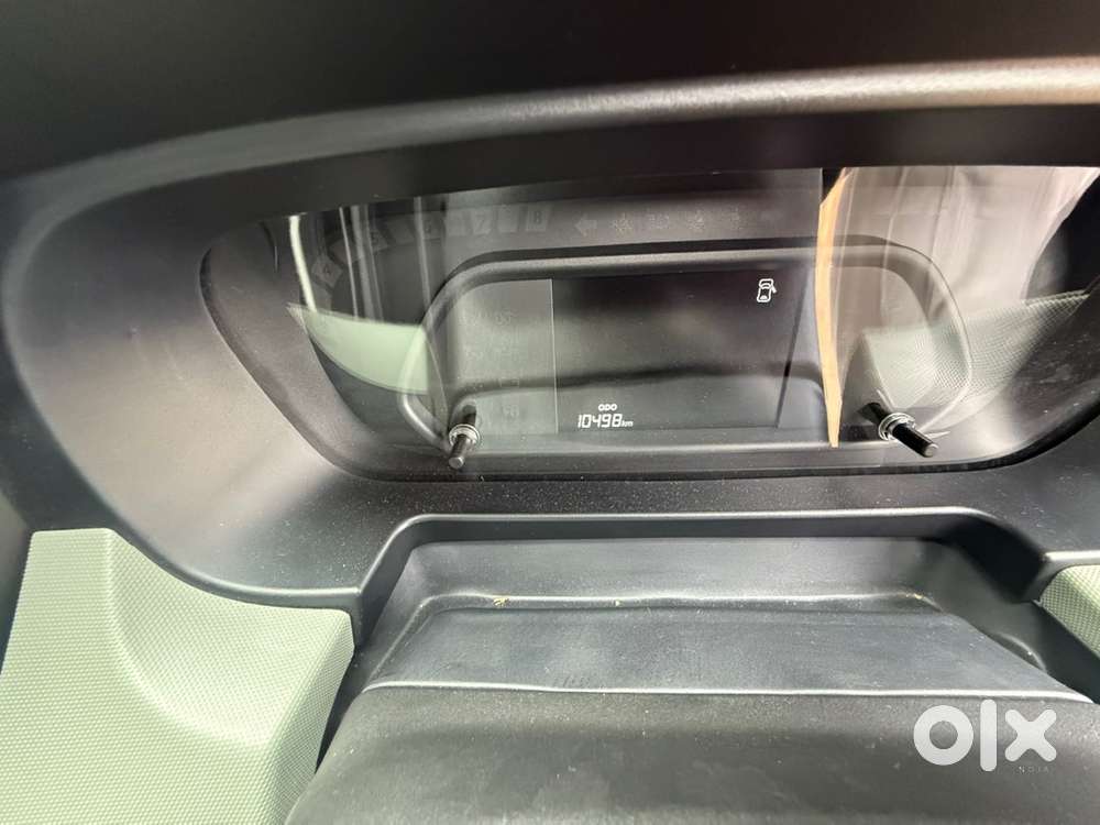 2025 Tata Punch Adv Amt
