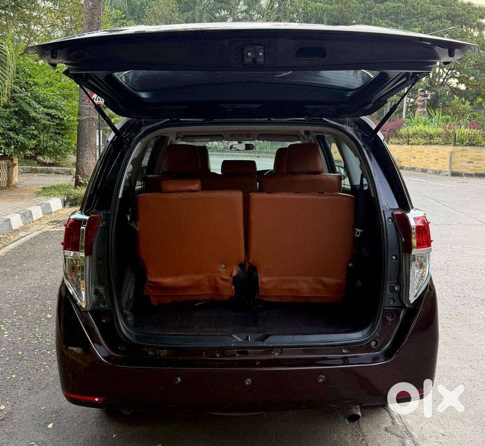 Toyota Innova Crysta 2.4 Gx Mt 8s, 2017, Diesel