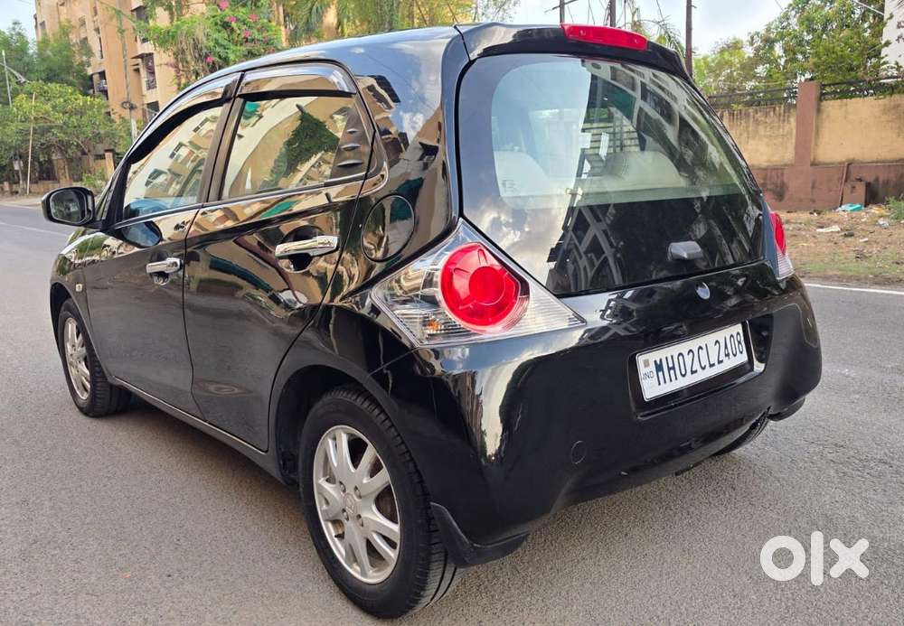 Honda Brio V Mt, 2012, Petrol