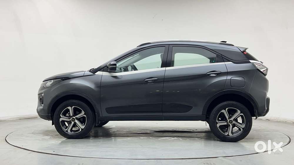 Tata Nexon 1.2 Revotron Xza Plus, 2023, Petrol