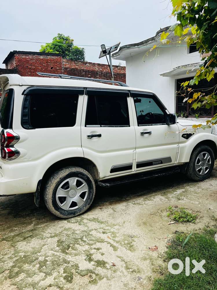 Mahindra Scorpio 2018 Diesel Well Maintained