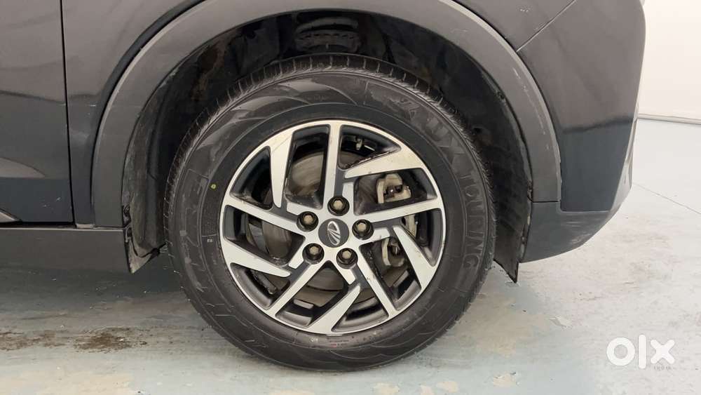 Mahindra Xuv300 W8 Option, 2022, Petrol