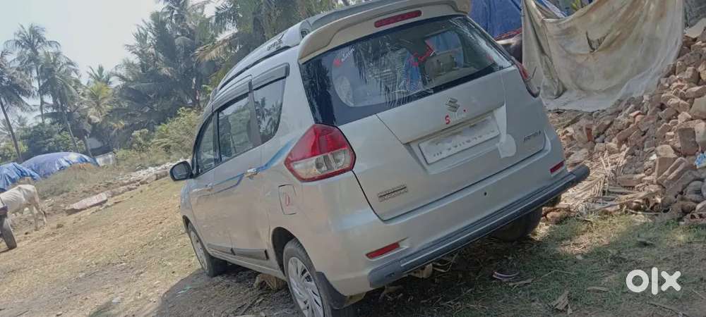 Maruti Suzuki Ertiga 2012
