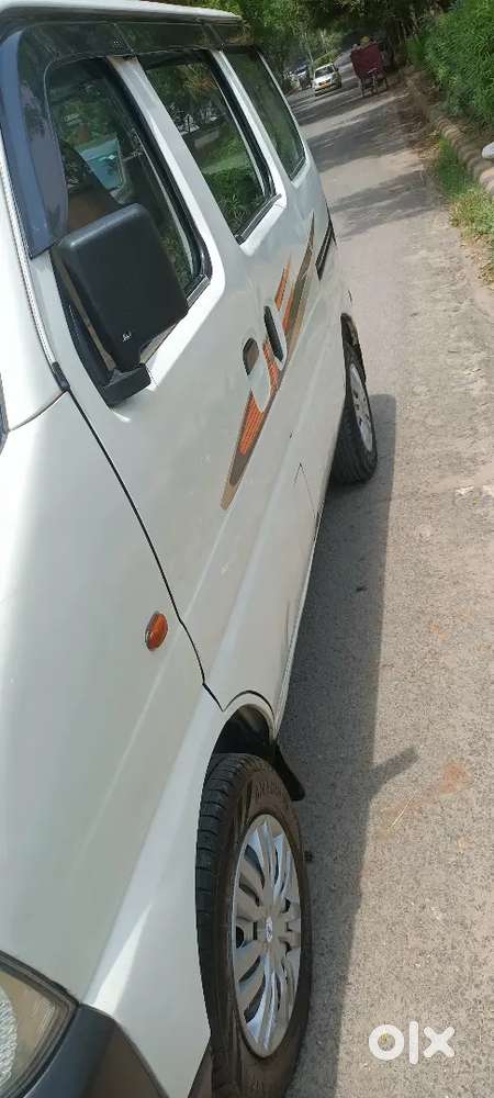 Maruti Suzuki Eeco 2017
