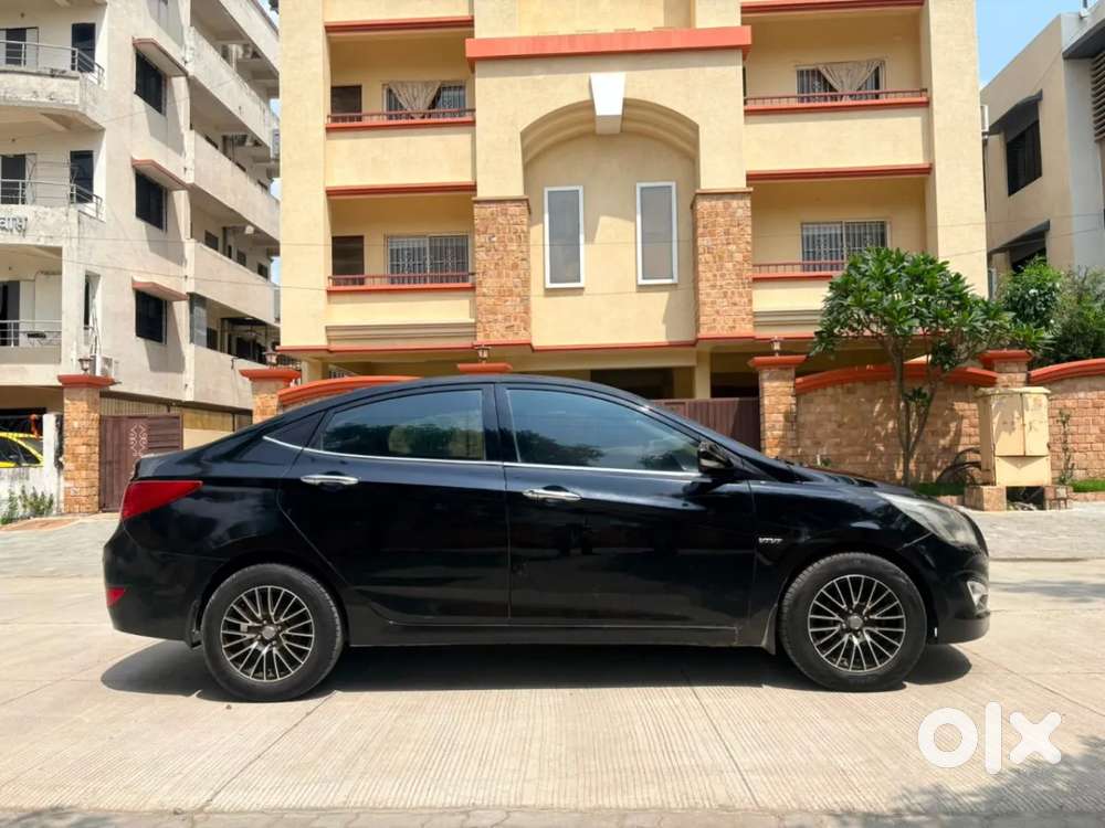 Hyundai Verna Fluidic 1.6 Vtvt, 2015, Petrol