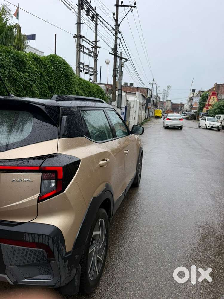 Mahindra Xuv 3xo Ax7 L At Tgdi 2025