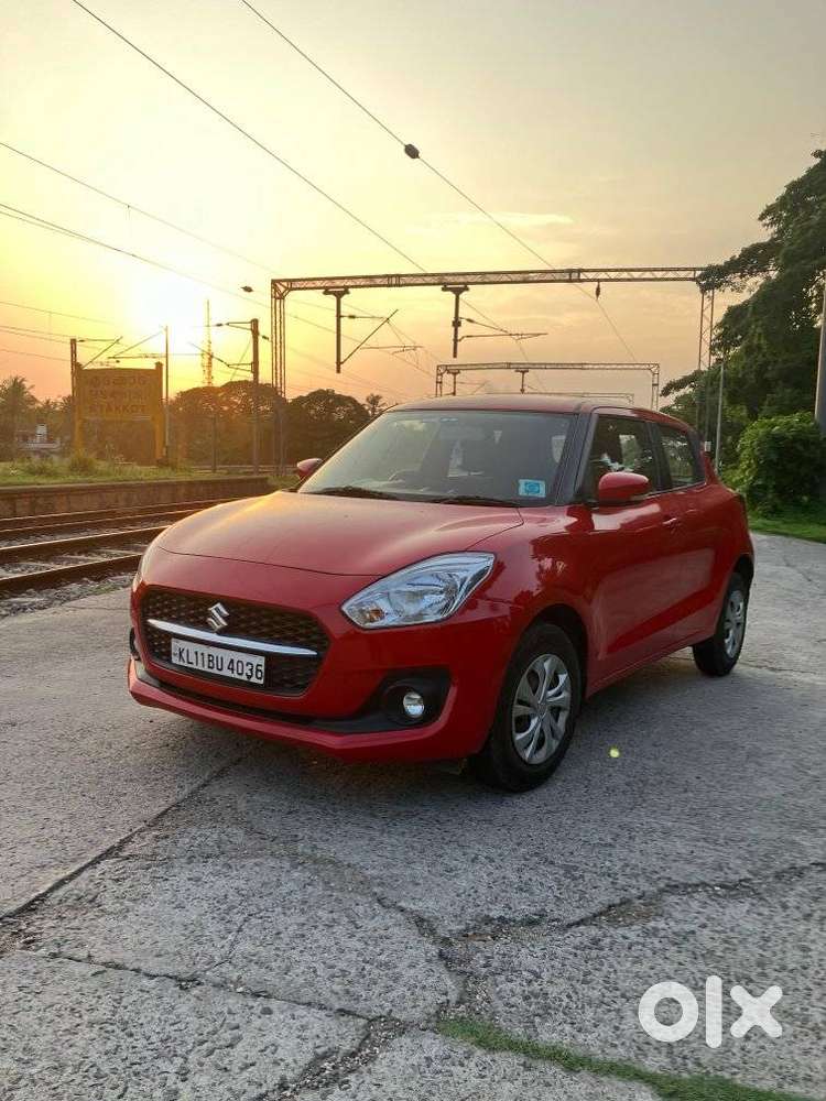 Maruti Suzuki Swift Vvt Vxi, 2021, Petrol