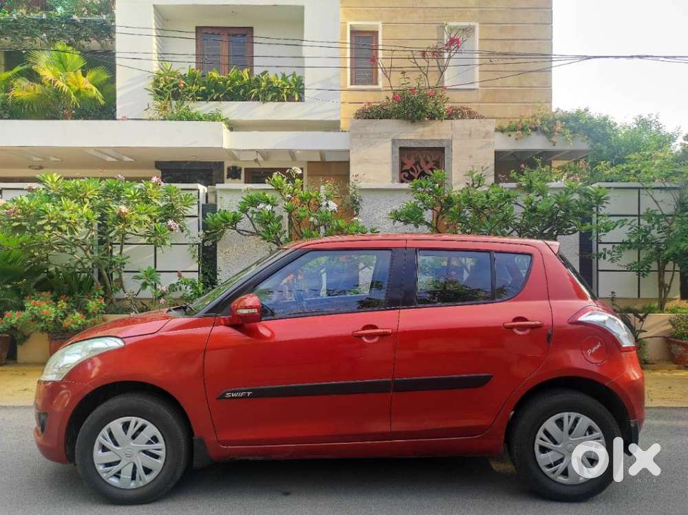 Maruti Suzuki Swift 1.2 Vxi (o), 2011, Petrol