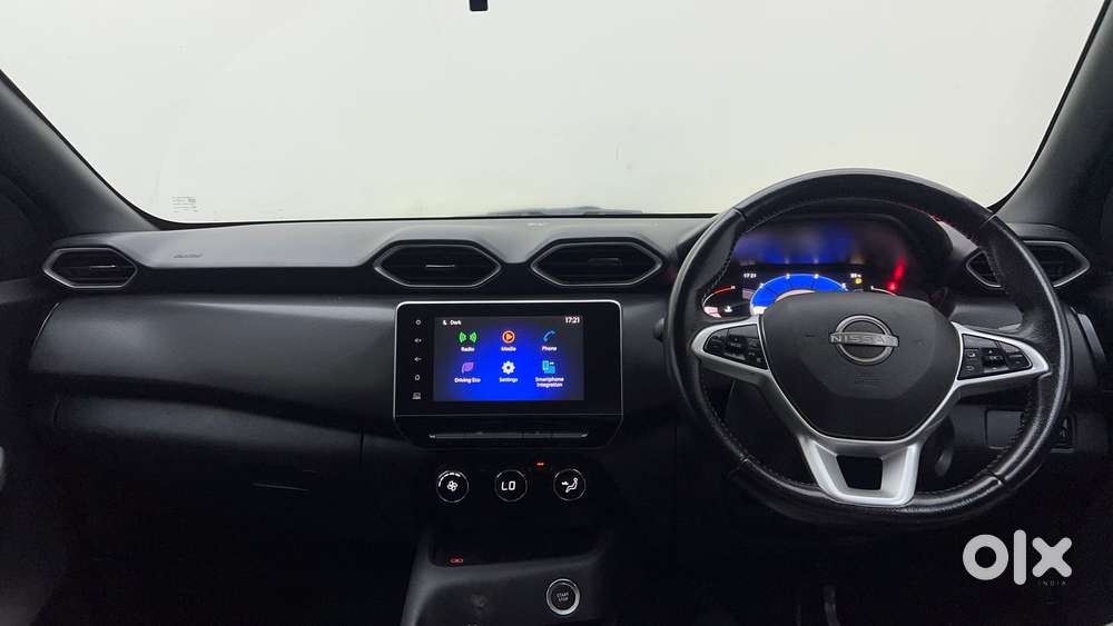 Nissan Magnite 1.0 Xv Premium, 2021, Petrol