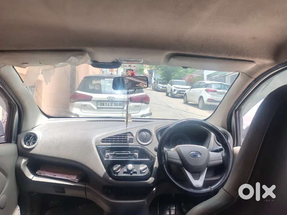 Datsun Redigo Limited 2016