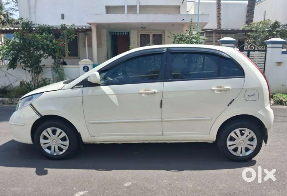 Tata Indica Vista Aura 1.3 Quadrajet (ABS), 2010, Diesel