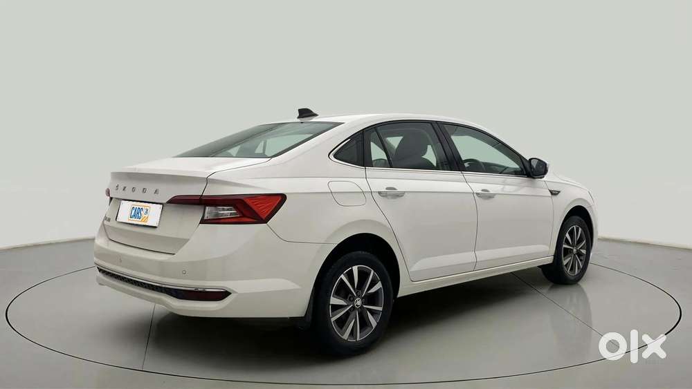 Skoda Slavia 1.0 Tsi Style At, 2022, Petrol