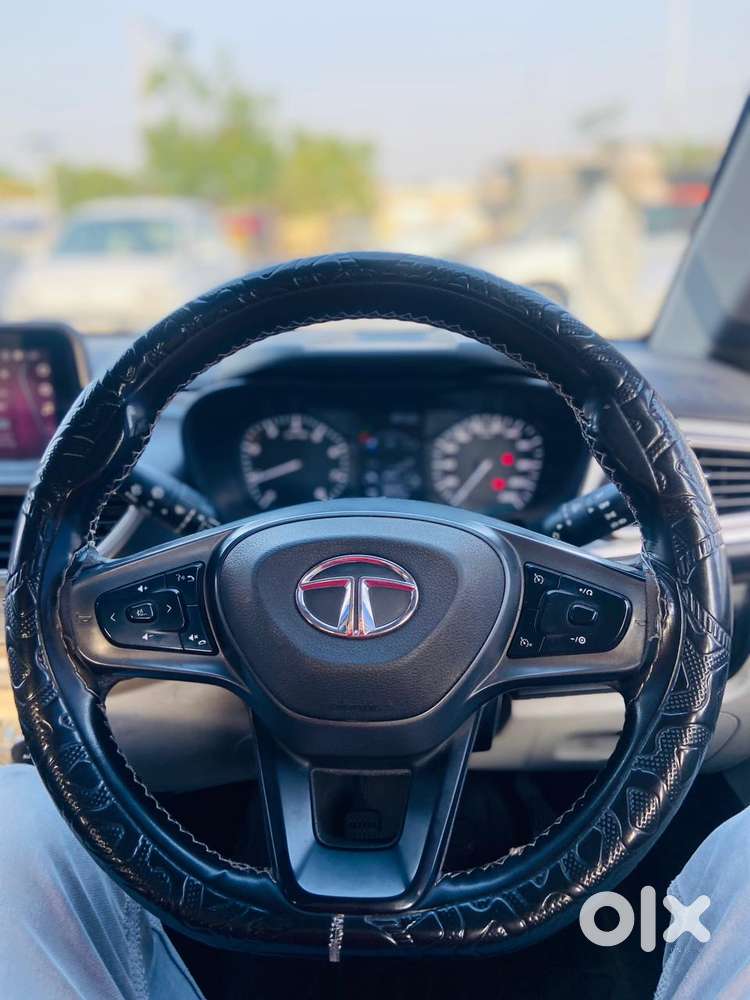 Tata Altroz Xz, 2022, Petrol