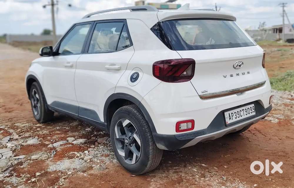 Hyundai Venue 2019 Diesel Well Maintained