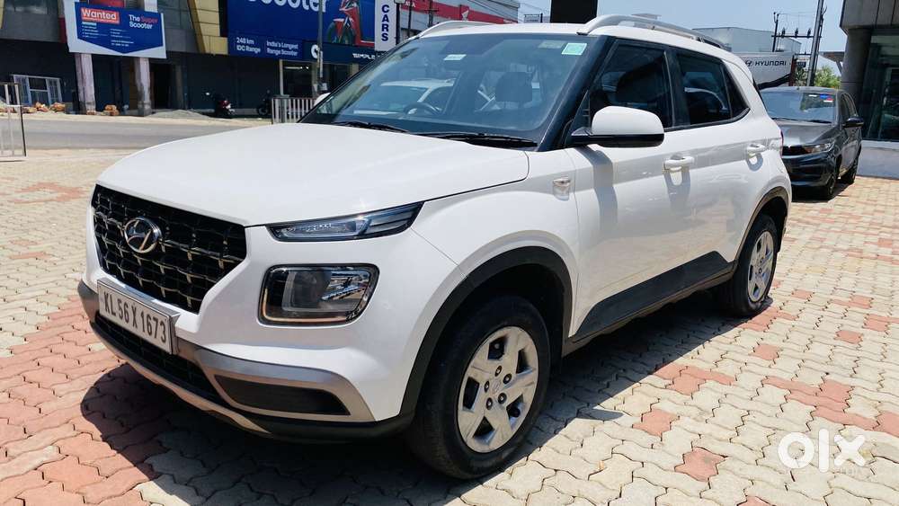 Hyundai Venue S Mt 1.2 Kappa, 2022, Petrol