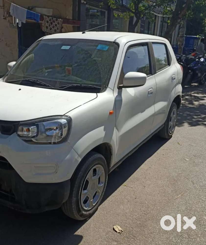 Fix Rate Maruti Suzuki S-presso 2024 Petrol 17500 Km Driven